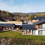 Lea Chalet